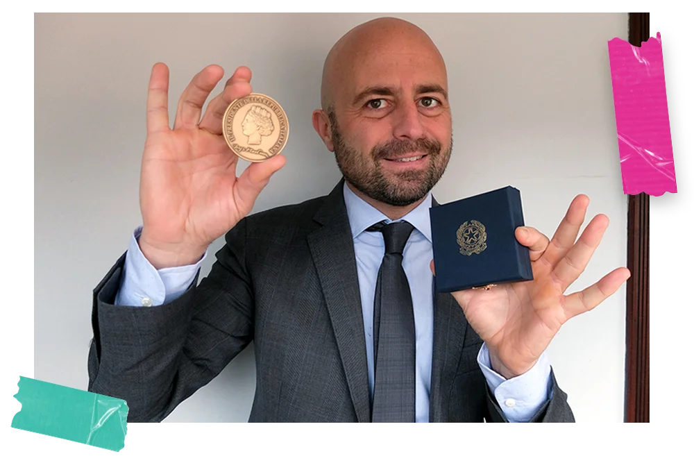 Medaglia Presidente della Repubblica Mattarella Luca Abete Medaglia Presidente della Repubblica Mattarella Luca Abete